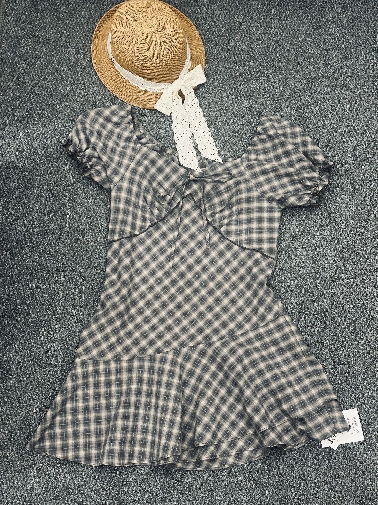 连衣裙